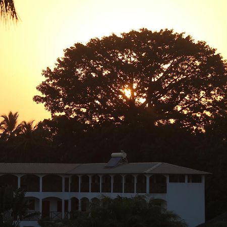 Casa Motel Ziguinchor Eksteriør billede