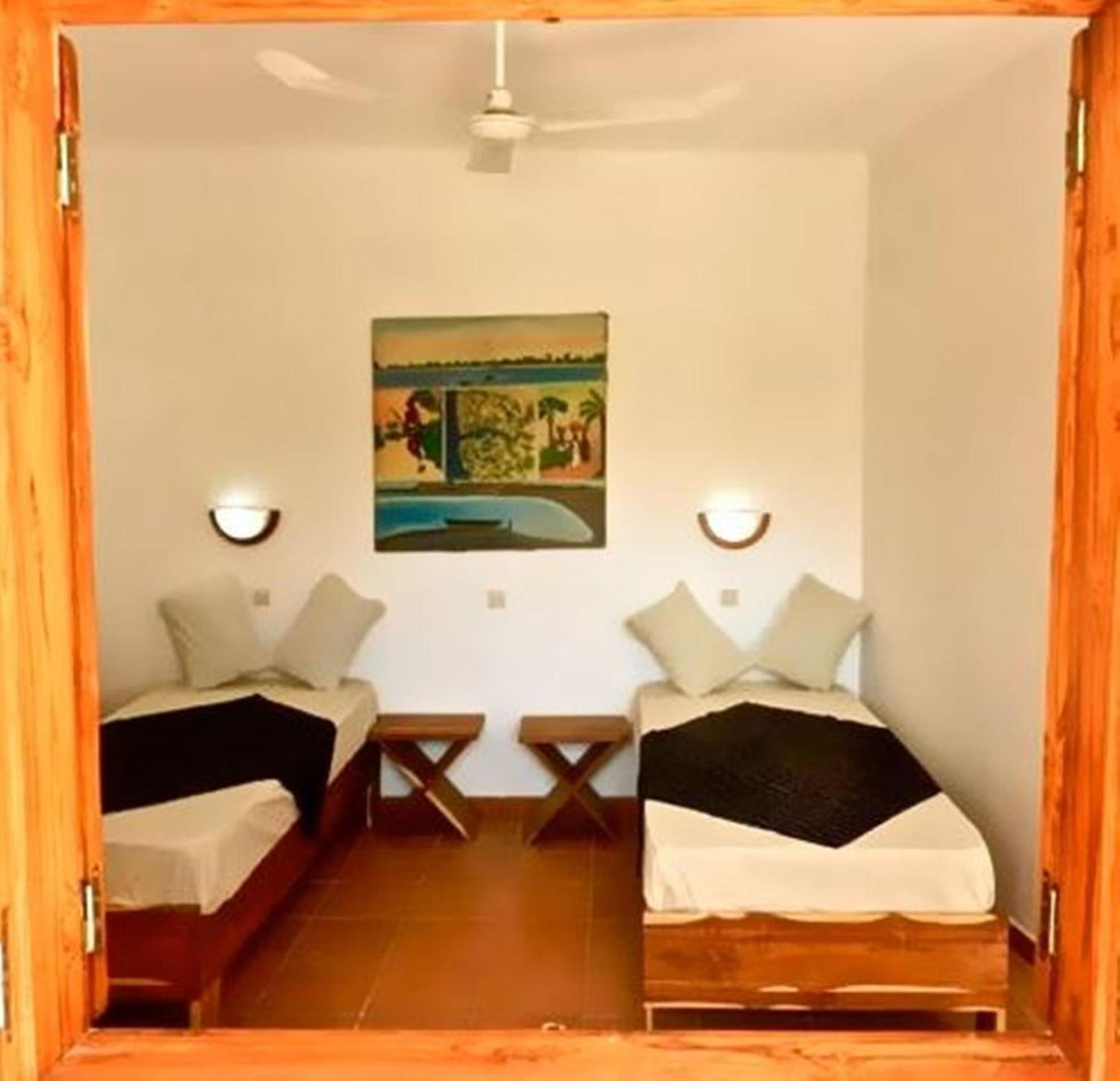 Casa Motel Ziguinchor Eksteriør billede